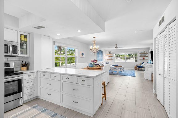 80 Venetian, Delray Beach, FL 33483