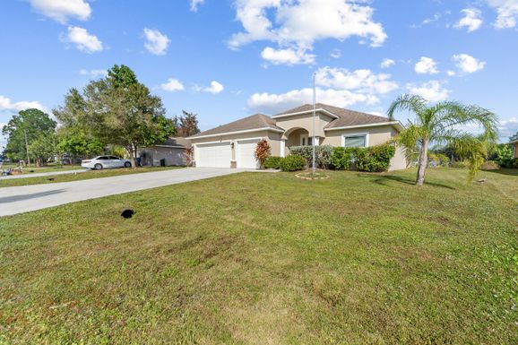 531 Topeka, Palm Bay, FL 32908
