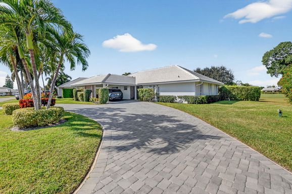 355 Villa, Atlantis, FL 33462