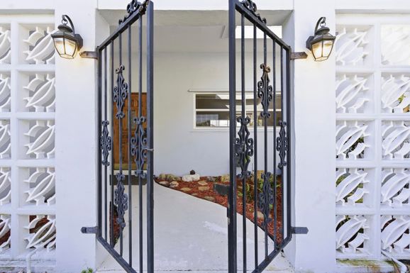 3840 Buttercup, Palm Beach Gardens, FL 33410