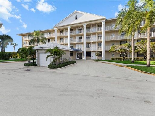 3501 Village, West Palm Beach, FL 33409