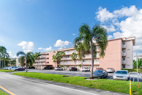 2615 1st, Boynton Beach, FL 33435