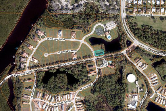 102 Via Lago Garda, Port Saint Lucie, FL 34952