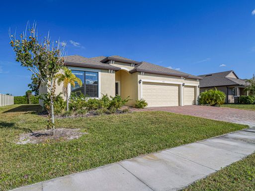 5513 1st, Vero Beach, FL 32968