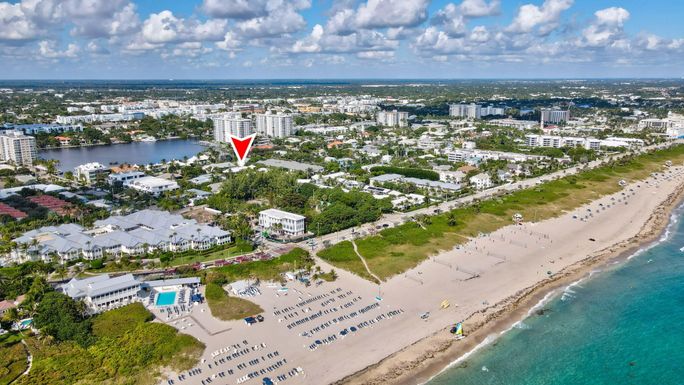 1012 Langer, Delray Beach, FL 33483