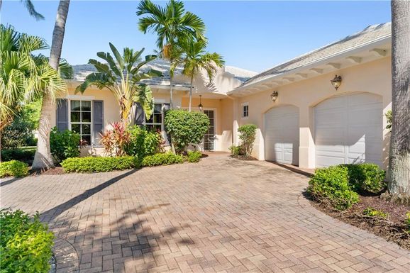 2802 Saint Barts, Vero Beach, FL 32967