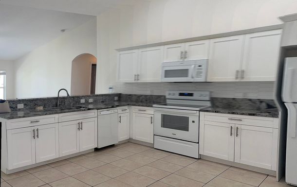 2465 Melaleuca, Port Saint Lucie, FL 34952