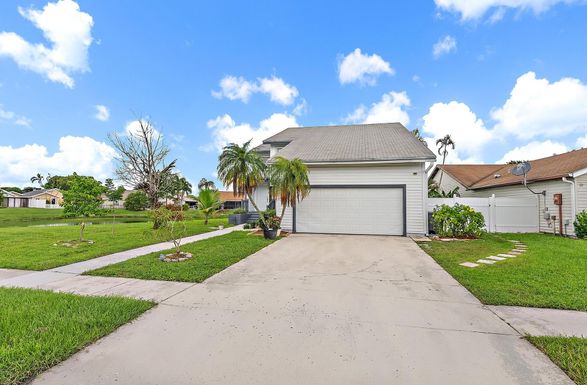 4631 Brook, West Palm Beach, FL 33417