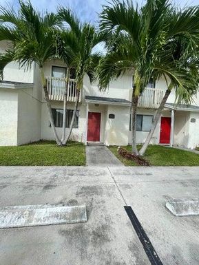 3104 Poolside, Greenacres, FL 33463