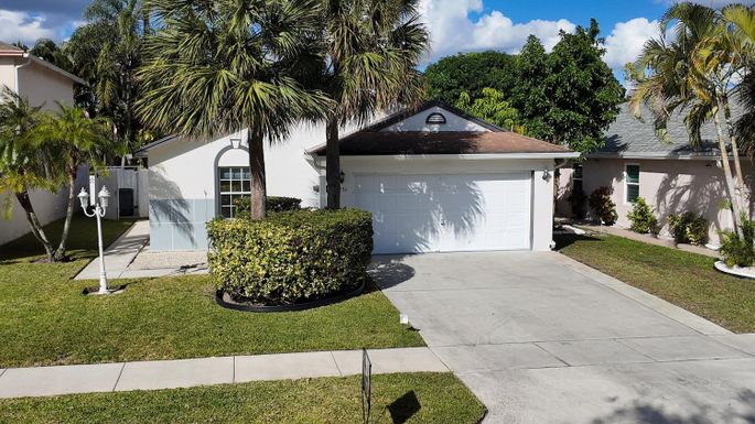 6196 Azalea, West Palm Beach, FL 33415