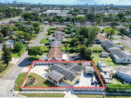 5713 Briarwood, Mangonia Park, FL 33407