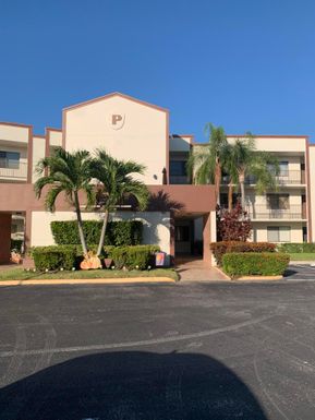 9531 Belfort, Tamarac, FL 33321