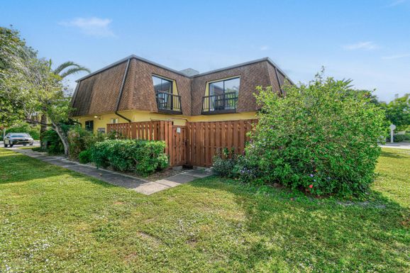 110 Delaware, Jupiter, FL 33458