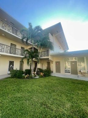 1480 Sample, Pompano Beach, FL 33064