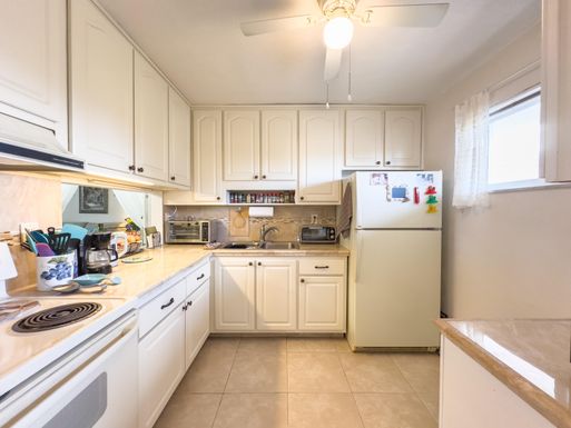 2534 Garden, Lake Worth, FL 33461