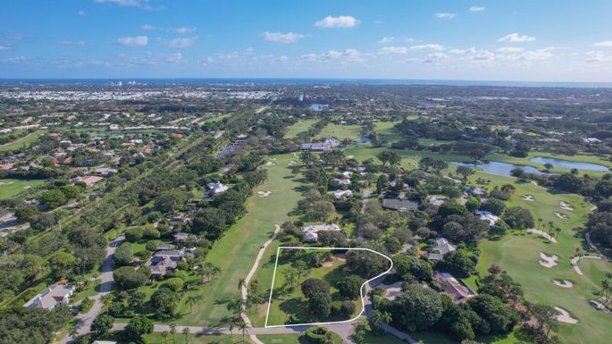 20 Par Club, Village of Golf, FL 33436