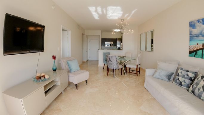 550 Okeechobee, West Palm Beach, FL 33401