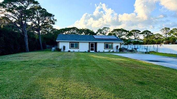 5211 Silver Oak, Fort Pierce, FL 34982