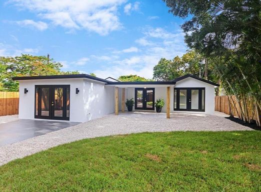 537 14th, Fort Lauderdale, FL 33304