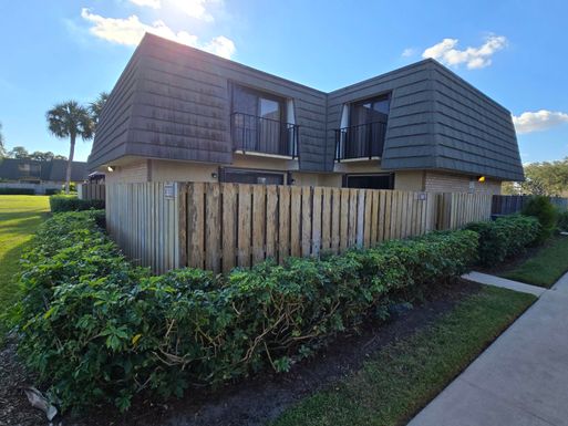 3811 38th, West Palm Beach, FL 33407