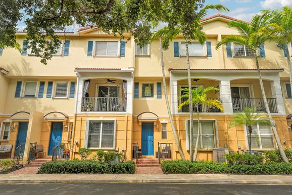 3172 Greenleaf, Boynton Beach, FL 33426