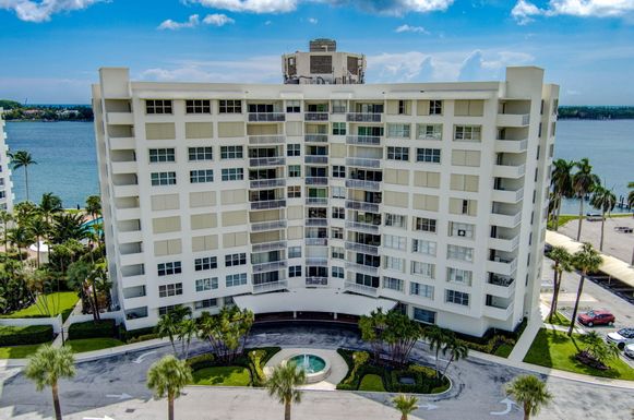 2600 Flagler, West Palm Beach, FL 33407