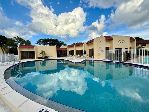 2050 Oleander, Fort Pierce, FL 34950