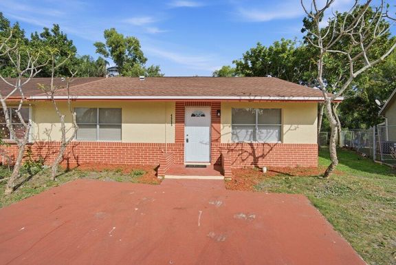 4955 Saratoga, West Palm Beach, FL 33415