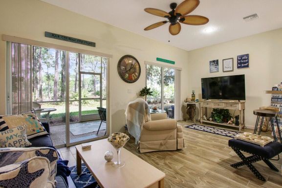 8942 Sandshot, Port Saint Lucie, FL 34986