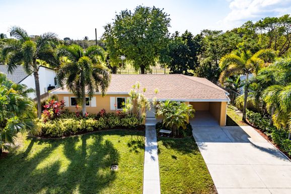 250 20th, Delray Beach, FL 33444