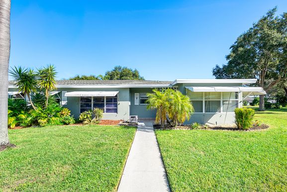 902 South, Delray Beach, FL 33445