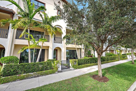 5157 Beckman, Palm Beach Gardens, FL 33418