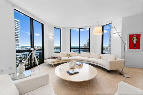 701 Olive, West Palm Beach, FL 33401