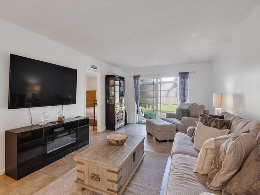 1166 6th, Vero Beach, FL 32960