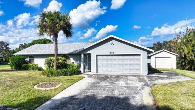 942 Chelsea, Sebastian, FL 32958