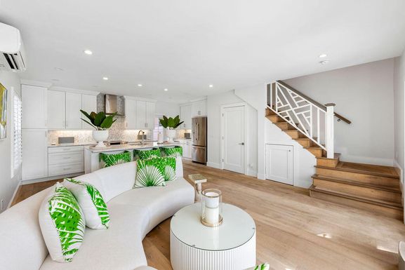 173 Peruvian, Palm Beach, FL 33480