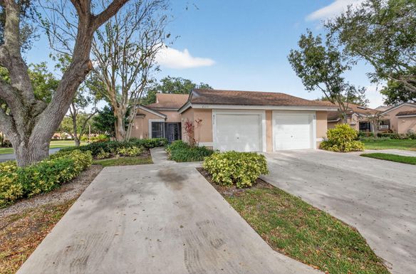 8315 Springlake, Boca Raton, FL 33496