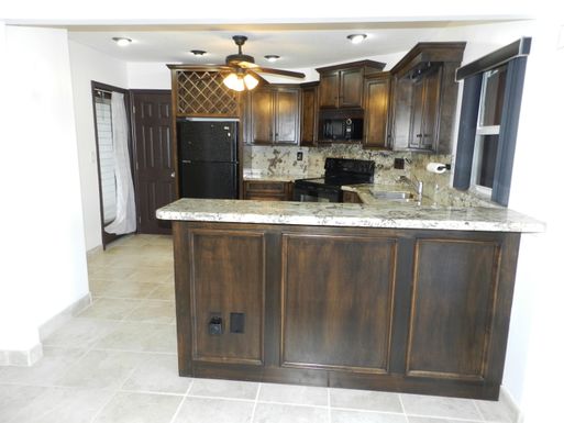 3 Greenway Village N, Royal Palm Beach, FL 33411