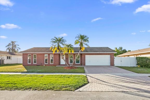 177 Dove, Royal Palm Beach, FL 33411