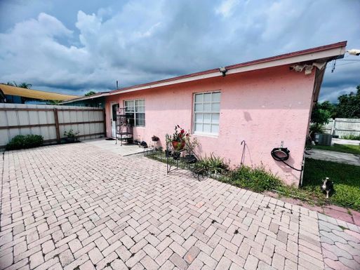 1501 Meridian, West Palm Beach, FL 33417