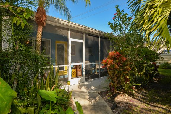 2123 Wayne, Stuart, FL 34994