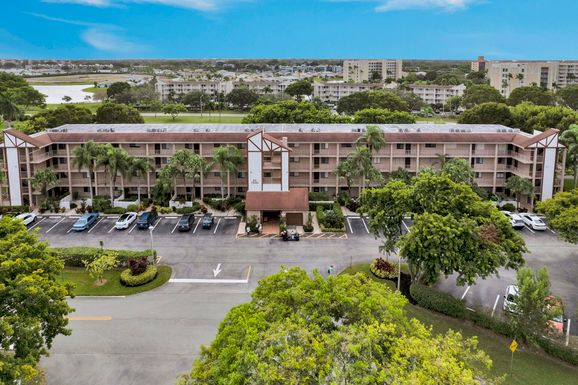 7300 Amberly, Delray Beach, FL 33446