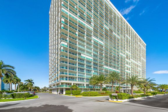 2100 Ocean, Fort Lauderdale, FL 33316