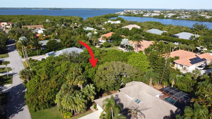 2160 Seminole Shores, Vero Beach, FL 32963