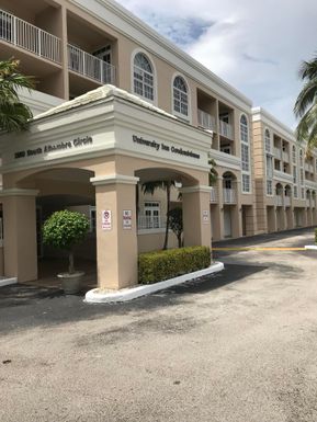 1280 Alhambra, Coral Gables, FL 33146