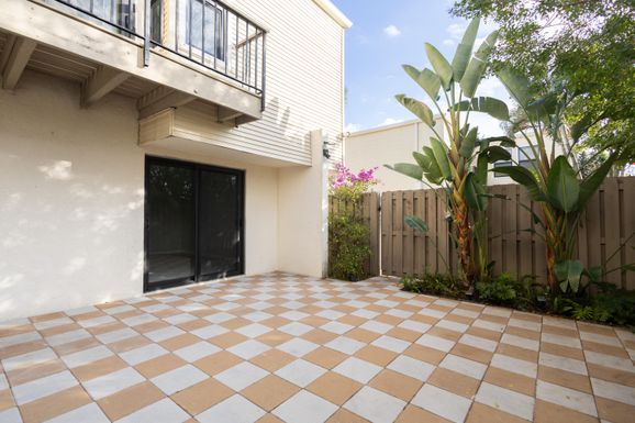 1640 Shaker, Wellington, FL 33414