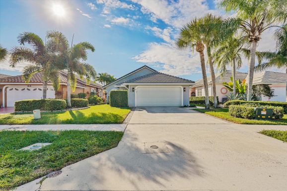 2622 Country Golf, Wellington, FL 33414
