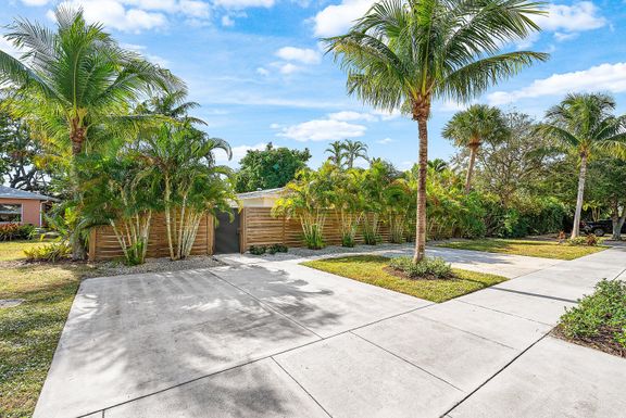 226 5th, Delray Beach, FL 33483