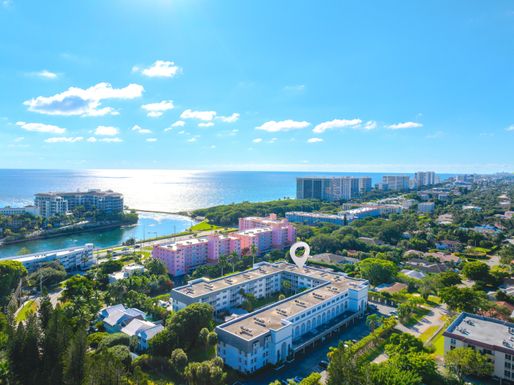 800 Camino Real, Boca Raton, FL 33432