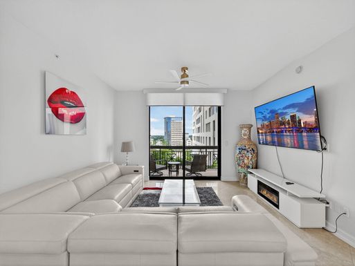 701 Olive, West Palm Beach, FL 33401